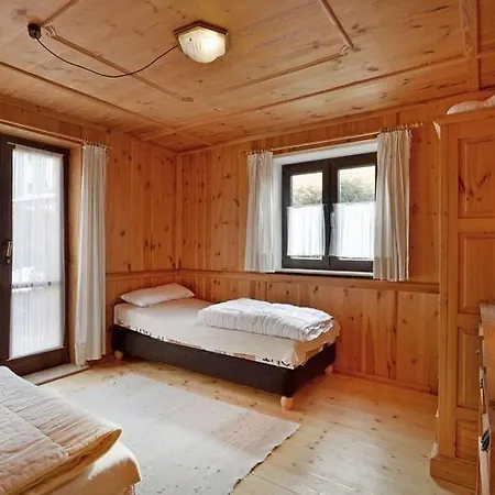 Haus Gerdi Дом отдыха Зёлль