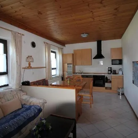Haus Gerdi * Зёлль